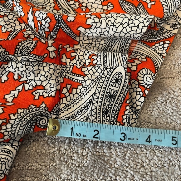 J. Crew Linen Blend Orange/White/Black Paisley Women's Shorts, 3” Inseam, Size 2 - Picture 9 of 11